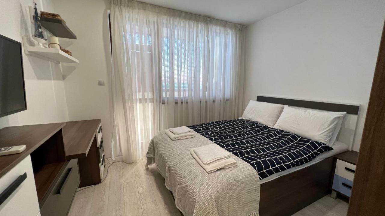 Ross Holiday Home Μπουργκάς Εξωτερικό φωτογραφία