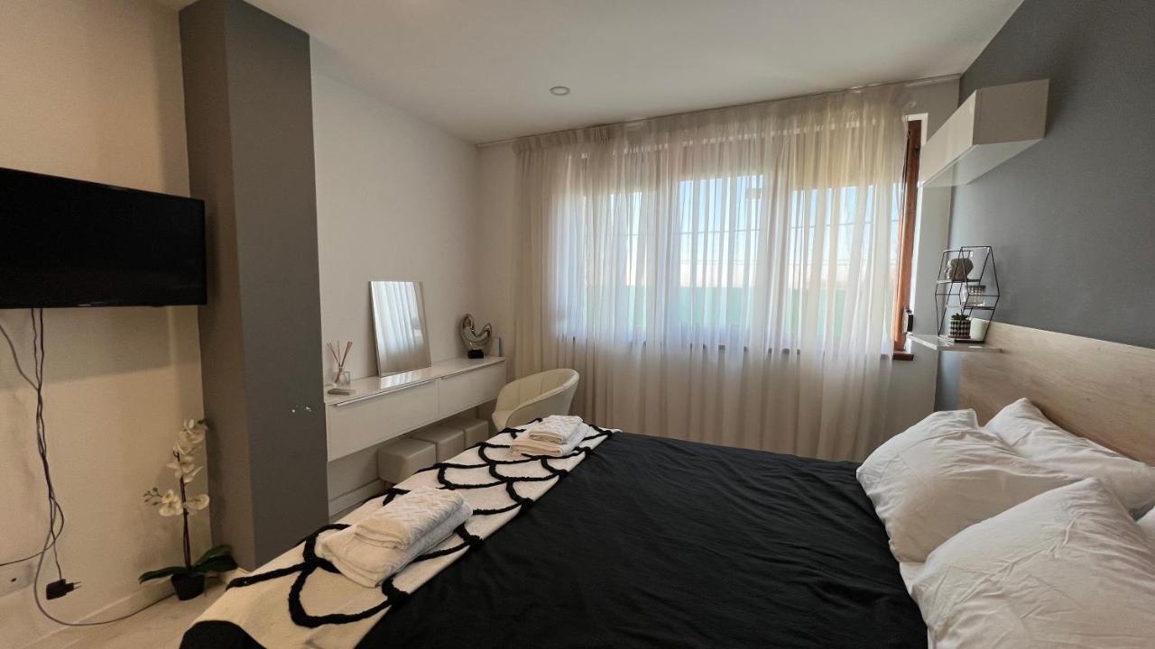 Ross Holiday Home Μπουργκάς Εξωτερικό φωτογραφία