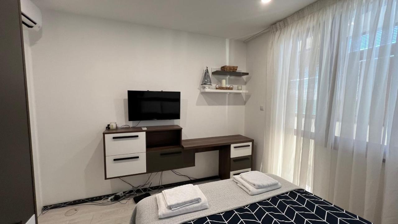Ross Holiday Home Μπουργκάς Εξωτερικό φωτογραφία
